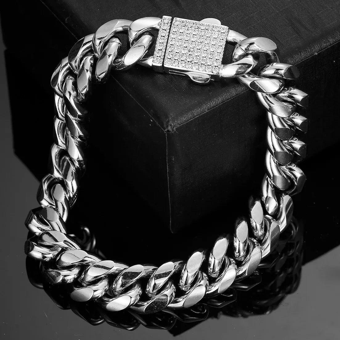 Cuban Link Pave Box Clasp Bracelet